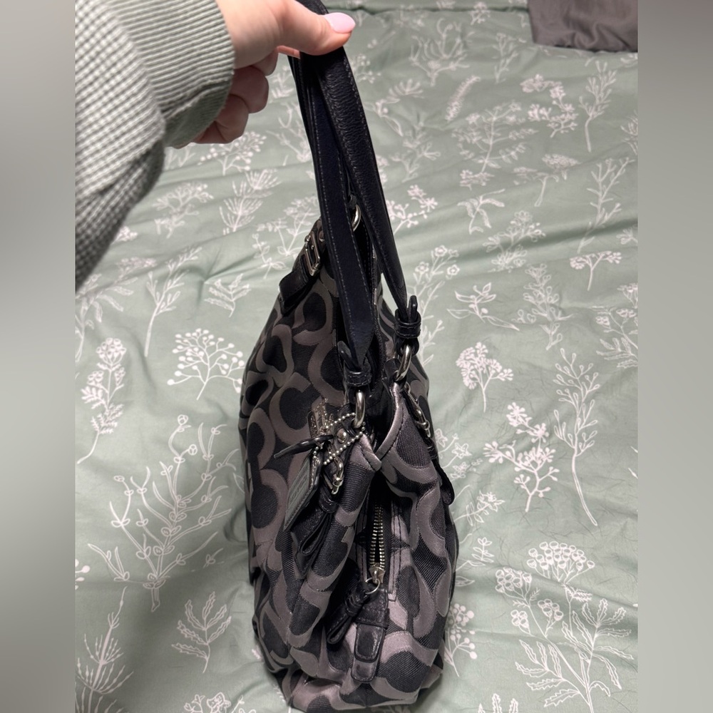 Coach Black and Gray Patterned Shoulder Bag - Picture 3 of 7